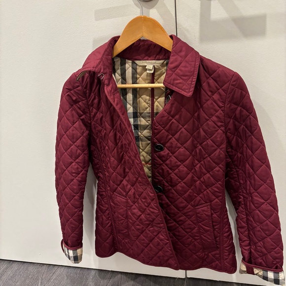 Burberry Brit Red Diamond Quilted Jacket w/Signature Plaid. Size: Small. - Picture 6 of 7